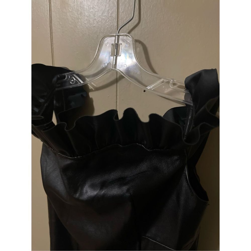 BLACK STRAPLESS Dress. 23-9 - Picture 2 of 3